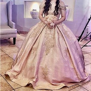 Quinceañera dress LIKE NEW